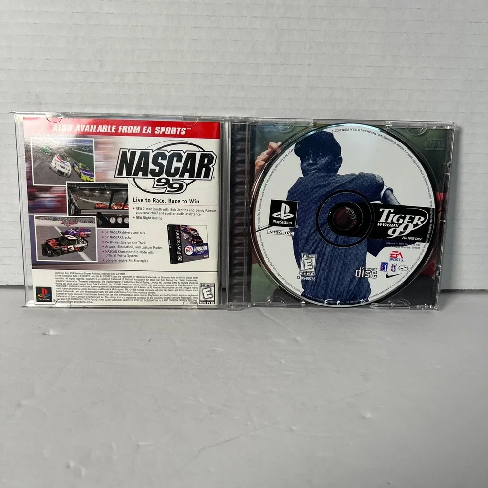 Tiger Woods 99 PGA Tour Golf Sony PlayStation 1 PS1 1998 SLUS-00785 Vintage Game